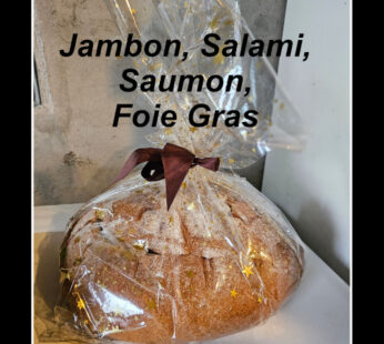 Pain Cheminée 5 personnes 40 Sandwichs (Jambon, Salami, Saumon, Foie Gras)